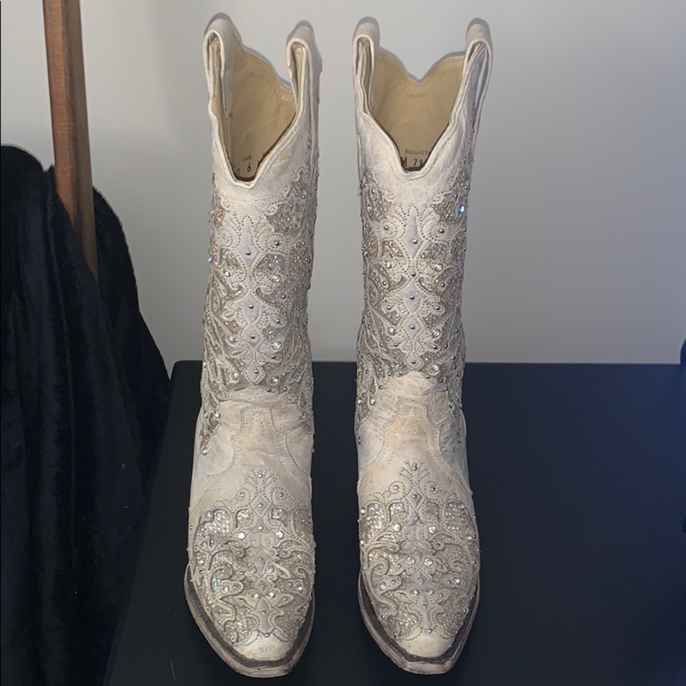 💎💎 Rhinestone Corral Cowboy boots! 💎💎